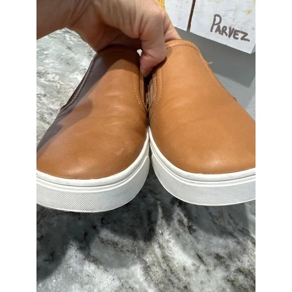 Vionic Kimmie women's slip-on sneaker in tan leather size 8.5/6.5 UK - Picture 5 of 9